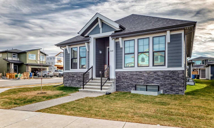 568 Grayling Bend