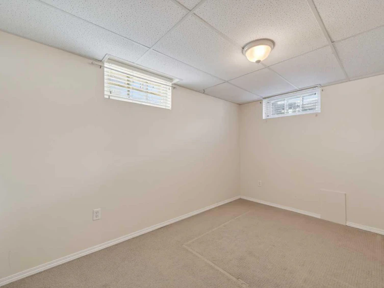 3112 34 Avenue SW, Calgary, AB, T3E 0Z1 - 21