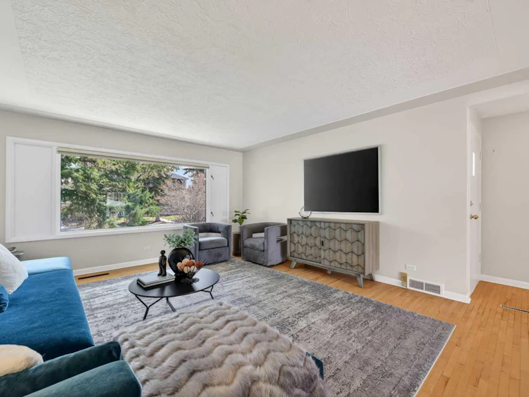 3112 34 Avenue SW, Calgary, AB, T3E 0Z1 - 7
