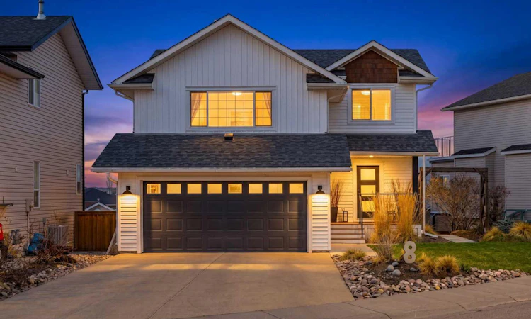 8 Sheep River Hill