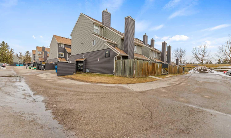 129-46 Glamis Green SW