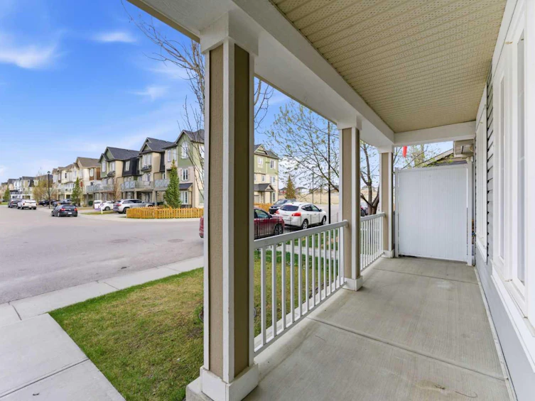 547 Windstone Common SW, Airdrie, AB, T4B 3T3 - 3