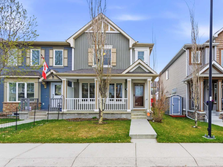 547 Windstone Common SW, Airdrie, AB, T4B 3T3