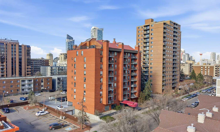 202-1334 14 Avenue SW
