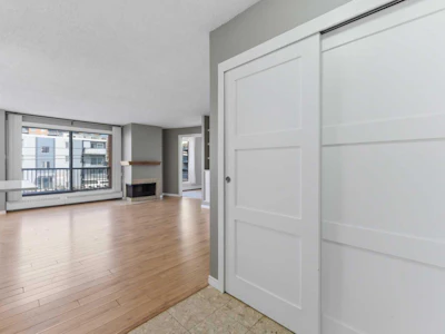 202-1334 14 Avenue SW - 3