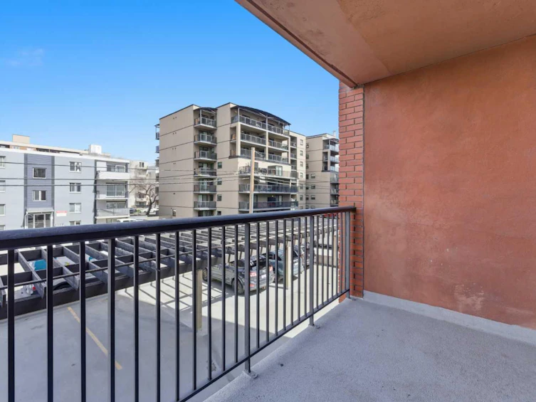 202-1334 14 Avenue SW, Calgary, AB, T3C 0W2 - 13