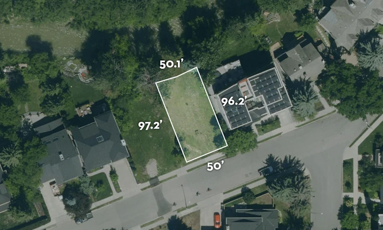 714 Rideau Road SW