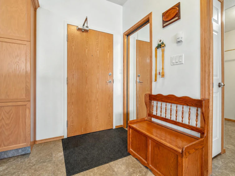 231-2020 32 Street S, Lethbridge, AB, T1K 7T9 - 8