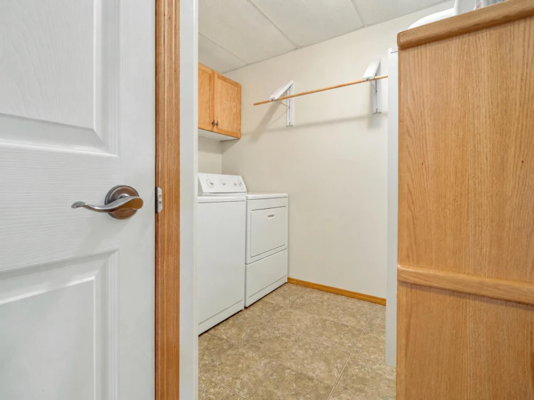 231-2020 32 Street S, Lethbridge, AB, T1K 7T9 - 11