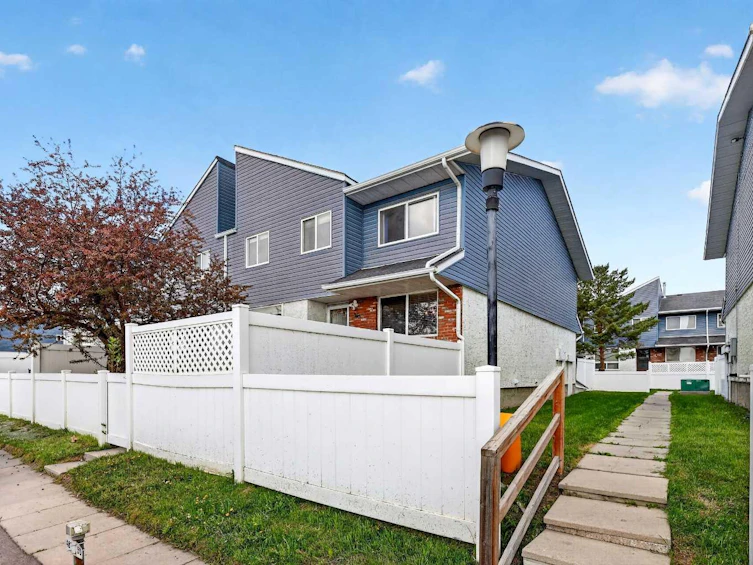 46-4769 Hubalta Road SE, Calgary, AB, T2B 2N9