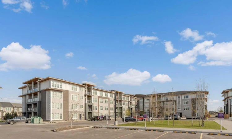 1415-681 Savanna Boulevard NE