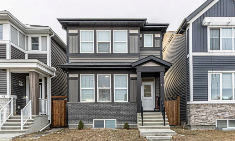 51 Corner Meadows Villas NE