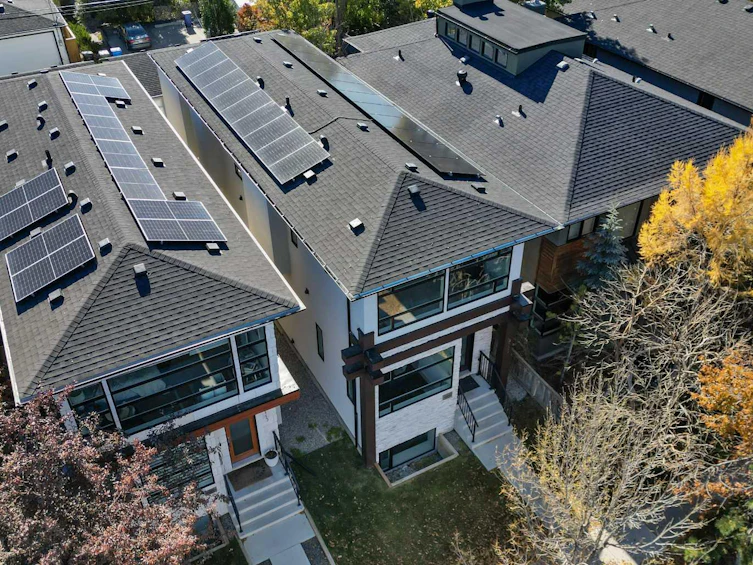 2115 Bowness Road NW, Calgary, AB, T2N 3L2 - 44