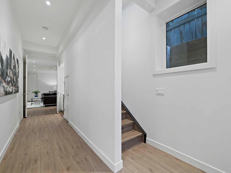 2115 Bowness Road NW, Calgary, AB, T2N 3L2 - 33