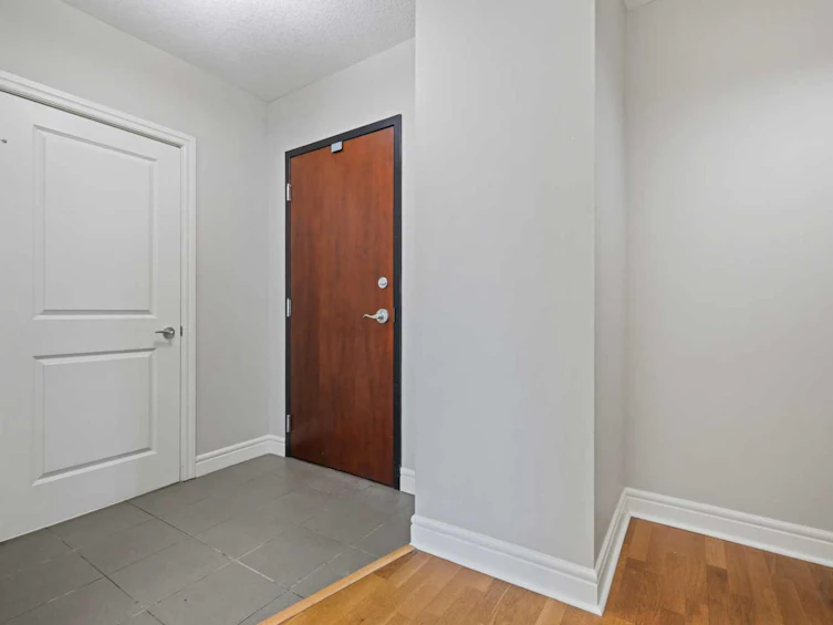 1607-910 5 Avenue SW, Calgary, AB, T2P 0C3 - 6