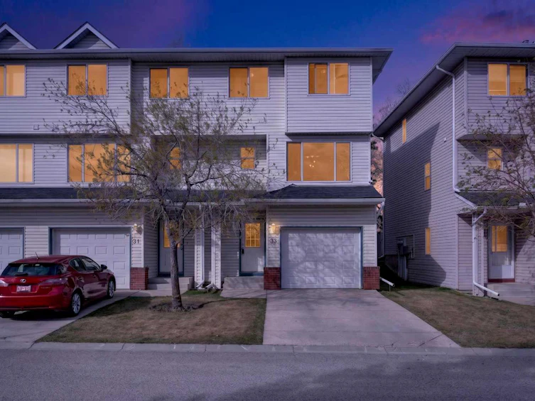 33 Harvest Oak Circle NE, Calgary, AB, T3K 4S6