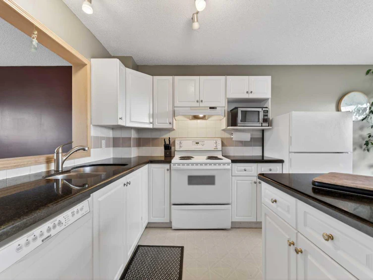 33 Harvest Oak Circle NE, Calgary, AB, T3K 4S6 - 9
