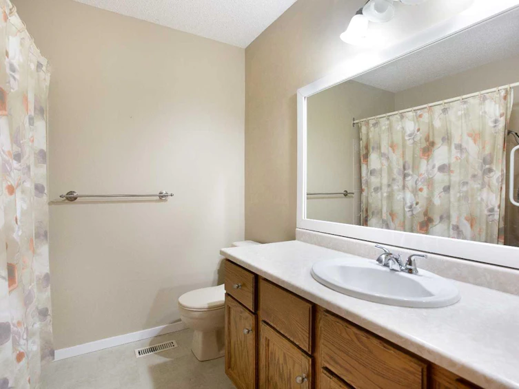 8-118 Strathcona Road SW, Calgary, AB, T3H 1P3 - 10