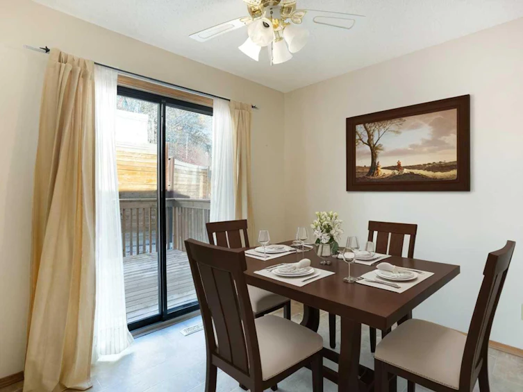 8-118 Strathcona Road SW, Calgary, AB, T3H 1P3 - 6