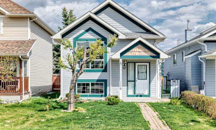 118 Bridleridge Way SW