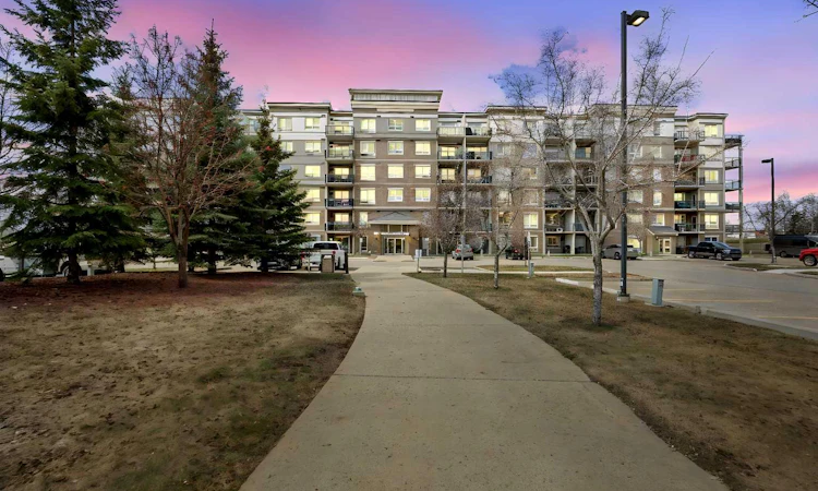 118-136D Sandpiper Road
