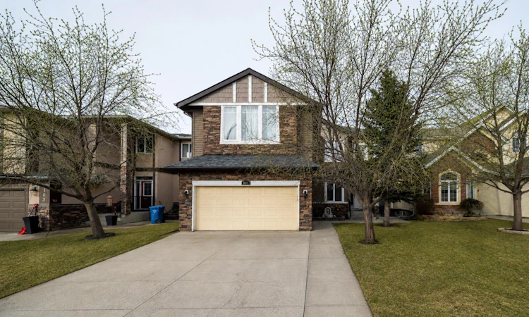 107 Panatella Close NW