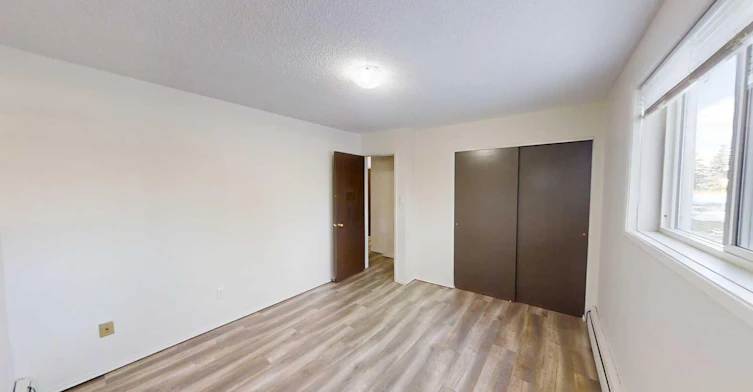 105-9807 108 Avenue, Grande Prairie, AB, T8V 1N5 - 8