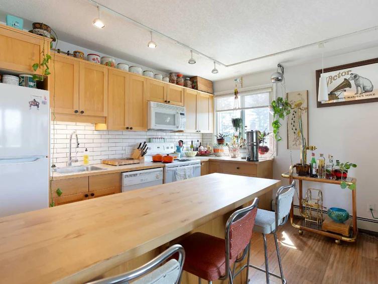 405-2515 14a Street SW, Calgary, AB, T2T 3X6 - 5