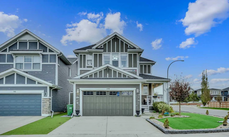 100 Redstone Parade NE
