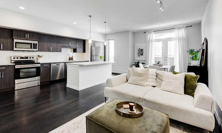 214-7 Westpark Common SW