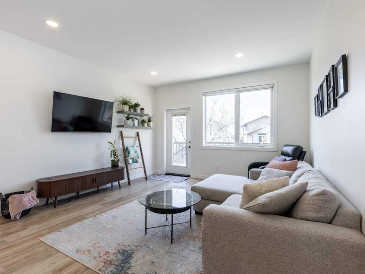 38 Blackfoot Road W, Lethbridge, AB, T1K 6J4 - 13