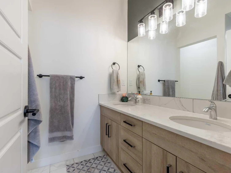 38 Blackfoot Road W, Lethbridge, AB, T1K 6J4 - 20
