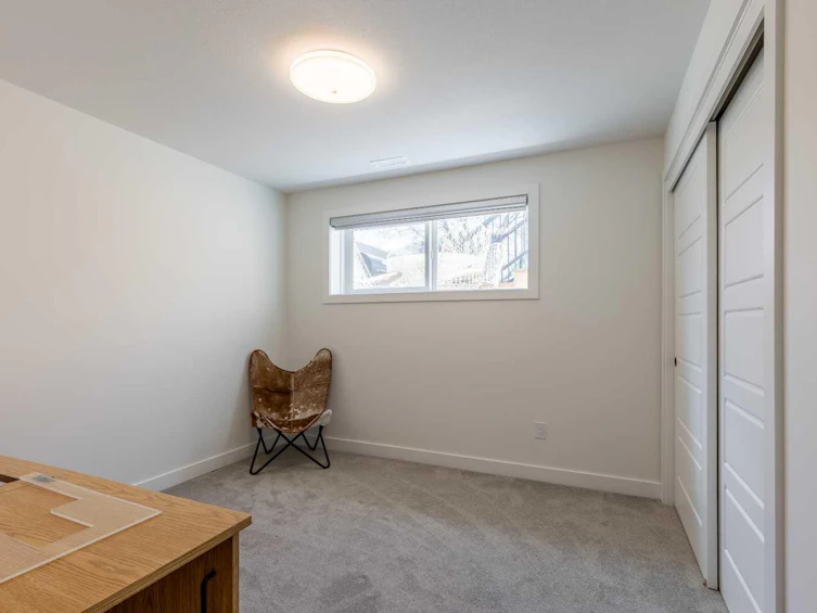 38 Blackfoot Road W, Lethbridge, AB, T1K 6J4 - 31