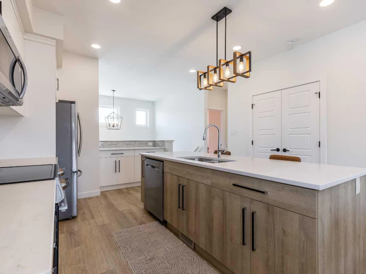 38 Blackfoot Road W, Lethbridge, AB, T1K 6J4 - 10