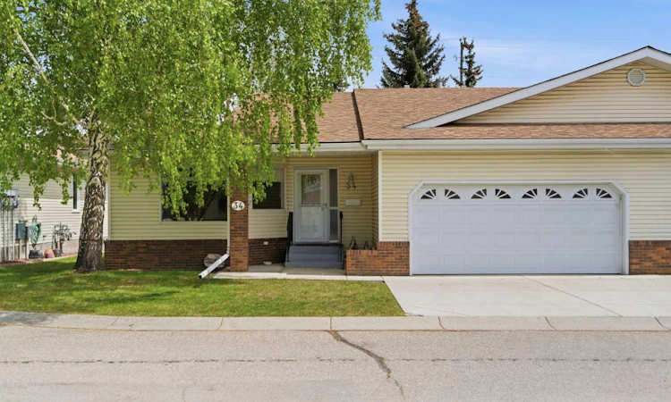 34 Vandoos Gardens NW