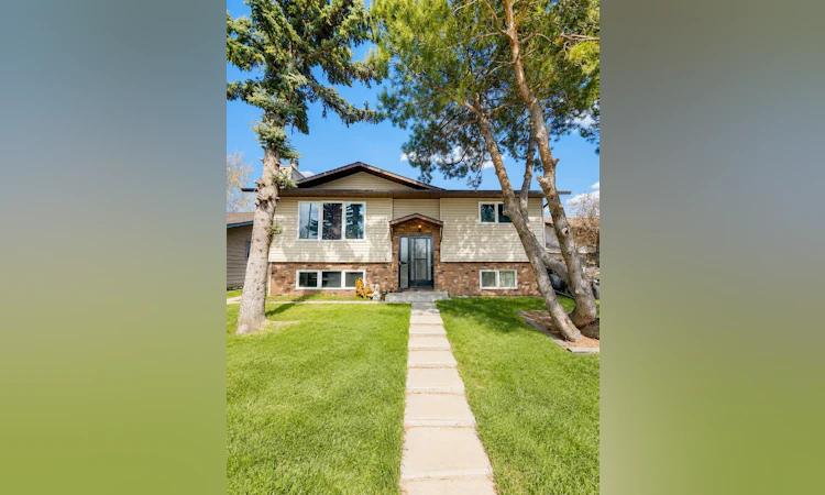 252 Fallswater Road NE