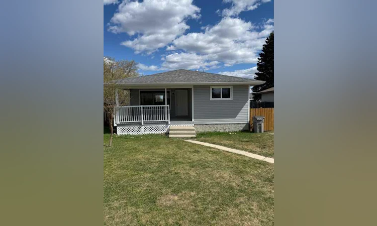 11 Chaisson Crossing