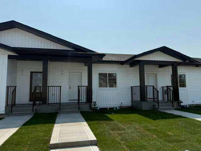 9 Gray Close, Red Deer County, AB, T4S 0W4