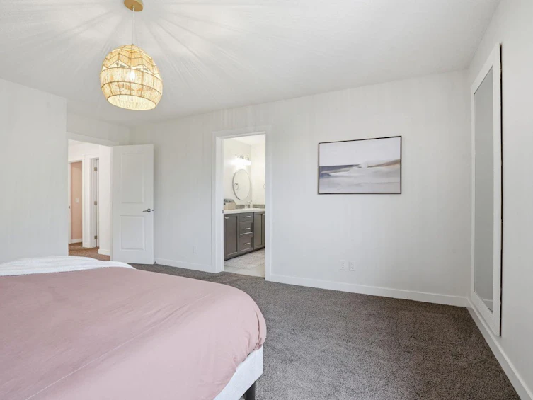 37 Walden Park SE, Calgary, AB, T2X 0Z2 - 24
