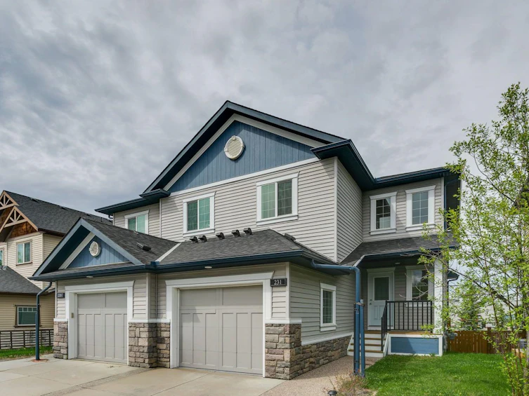 231 Kingsbridge Road SE, Airdrie, AB, T4A 0M4