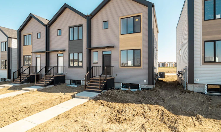 1367 Abitibi Road W