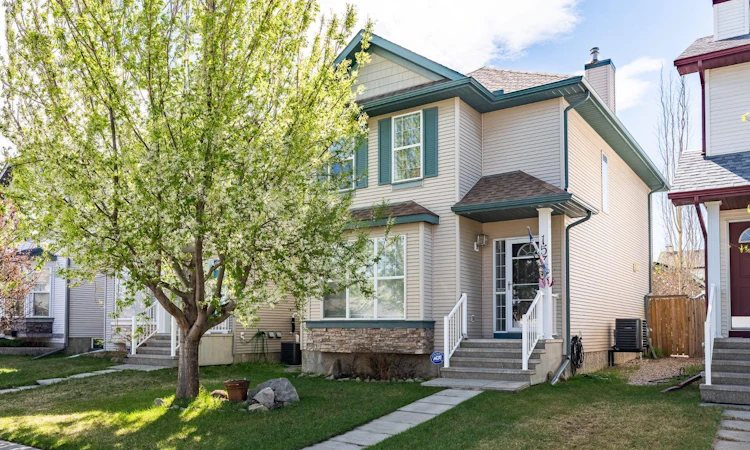 157 Cranberry Square SE