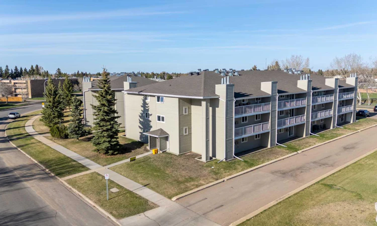 109B-3007 57a Ave