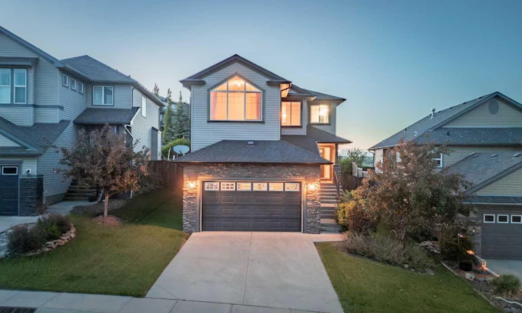 38 Westmount Way