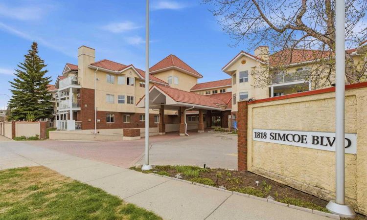 2324-1818 Simcoe Boulevard SW