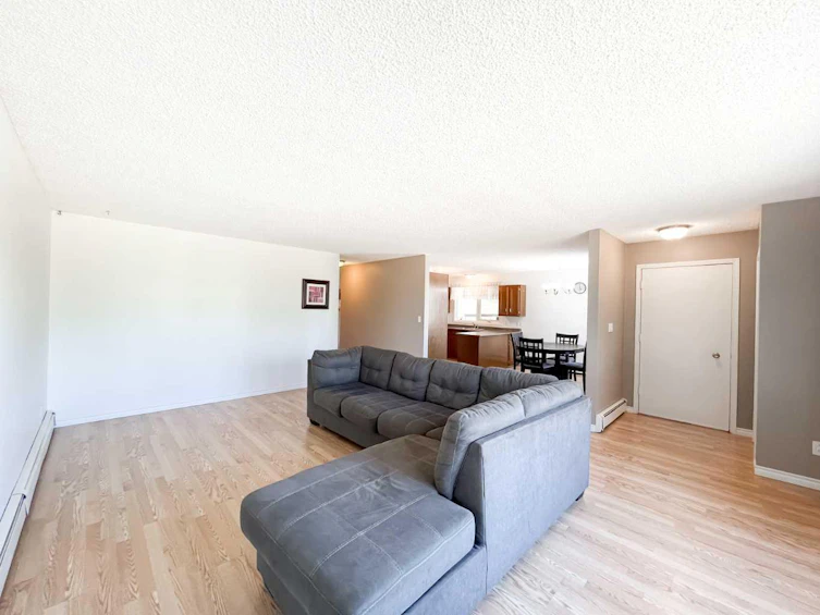 107 4 Avenue SW, Falher, AB, T0H 1M0 - 5