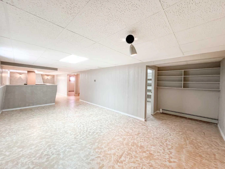 107 4 Avenue SW, Falher, AB, T0H 1M0 - 36