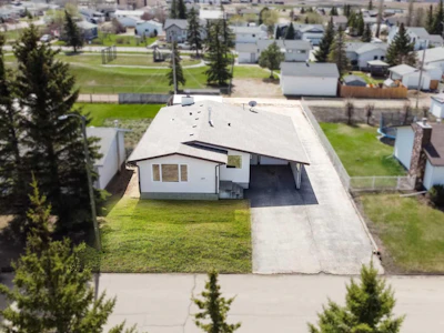 107 4 Avenue SW - 3