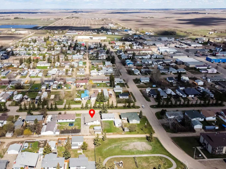 107 4 Avenue SW, Falher, AB, T0H 1M0 - 47
