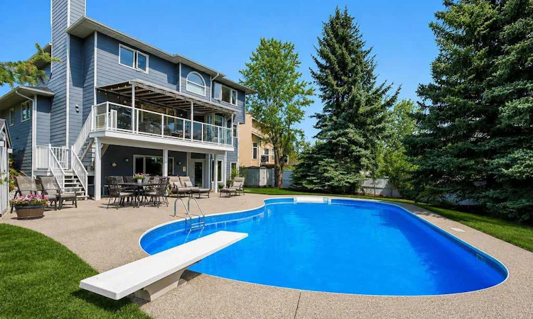 42 Evergreen Terrace SW